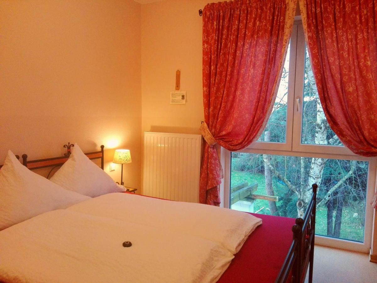 Mediterran Hotel Juwel Karlstein am Main ภายนอก รูปภาพ