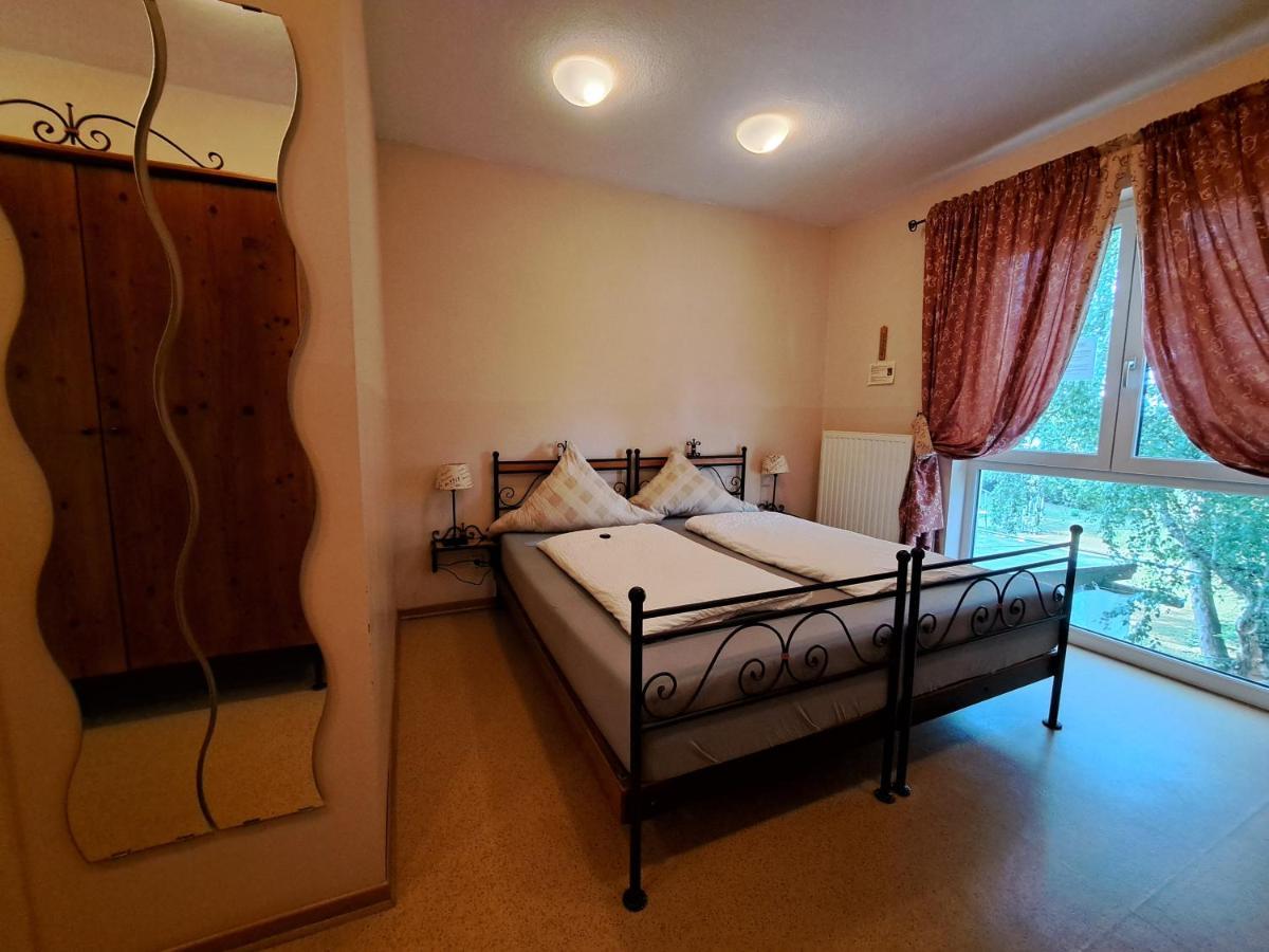 Mediterran Hotel Juwel Karlstein am Main ภายนอก รูปภาพ