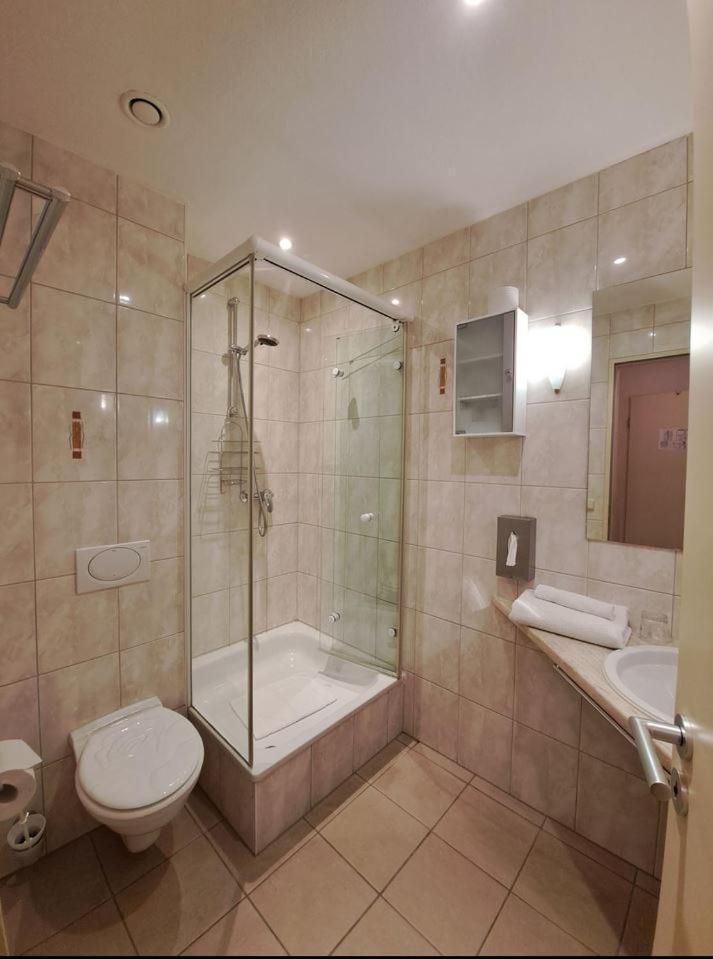 Mediterran Hotel Juwel Karlstein am Main ภายนอก รูปภาพ