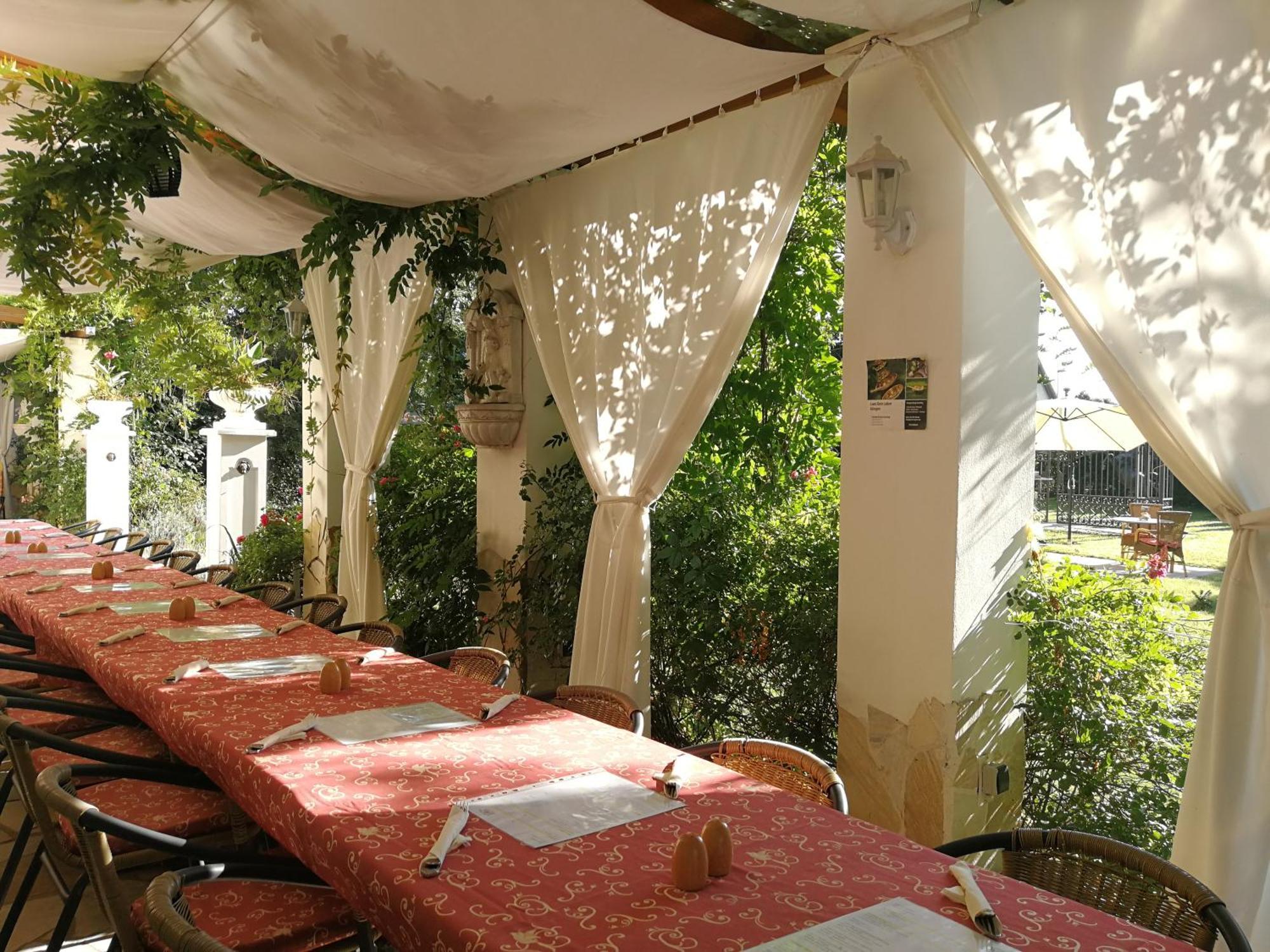 Mediterran Hotel Juwel Karlstein am Main ภายนอก รูปภาพ