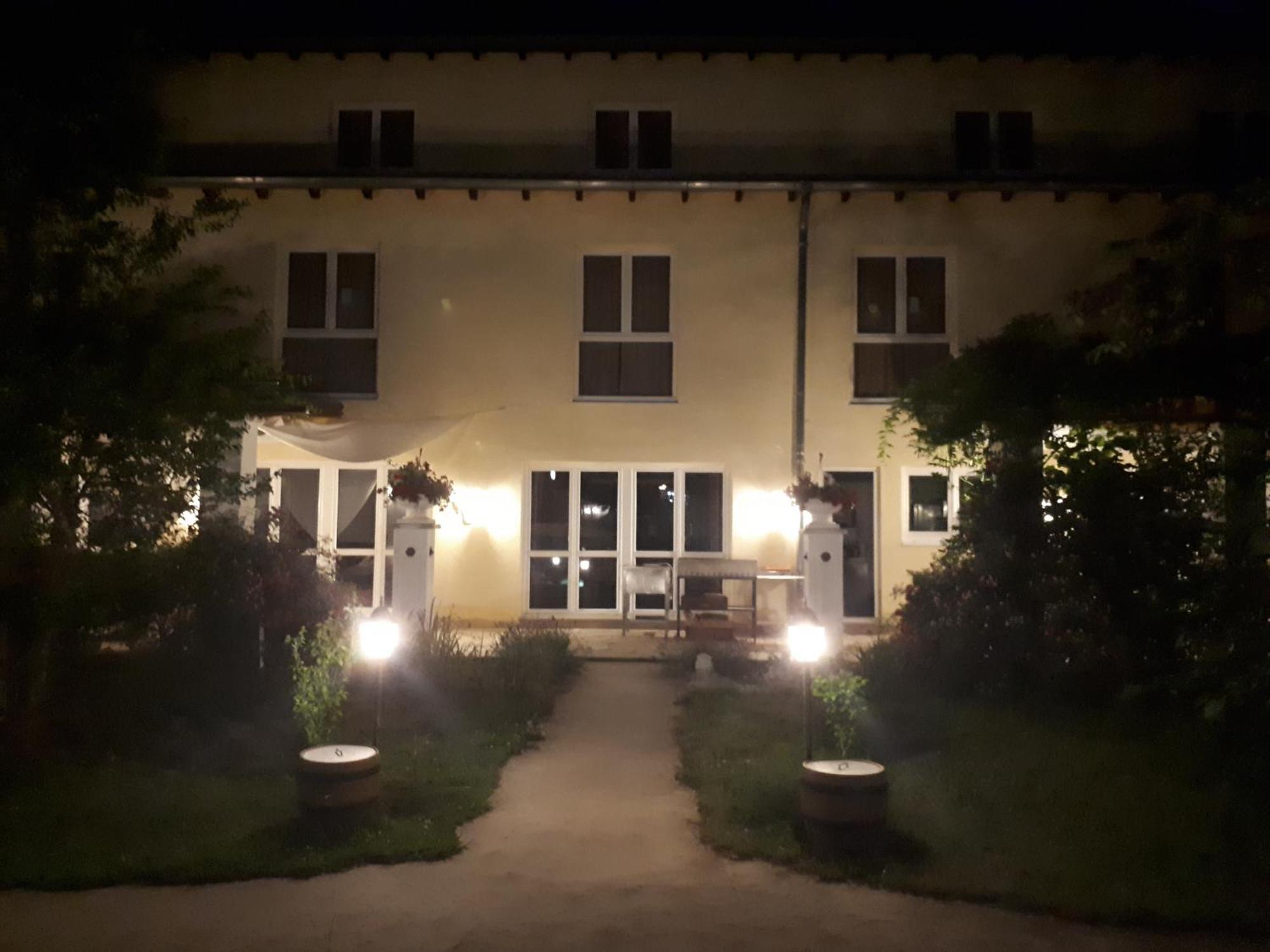 Mediterran Hotel Juwel Karlstein am Main ภายนอก รูปภาพ