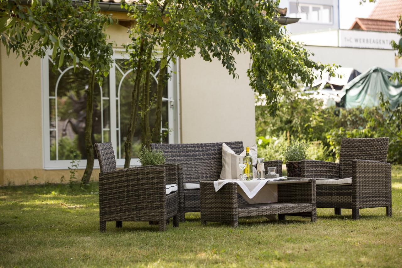 Mediterran Hotel Juwel Karlstein am Main ภายนอก รูปภาพ